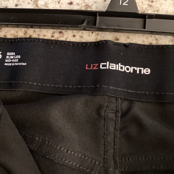Liz Claiborne Sara Mid Rise Slim Fit Skinny Leg Jeans - Picture 3 of 3